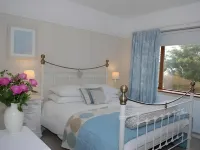 Halwell Lodge Hotels near St Ives Harbour