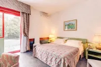Marina Club Hotel Hotels in Mondragone