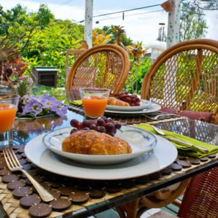 Hale Kawehi Bnb Guesthouse