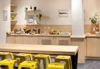 Ténéo Apparthôtel Bordeaux Maritime - Cité du Vin Hotels in Bordeaux