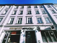 BedRooms Piotrkowska 64 Hotels near Manhattan Gallery