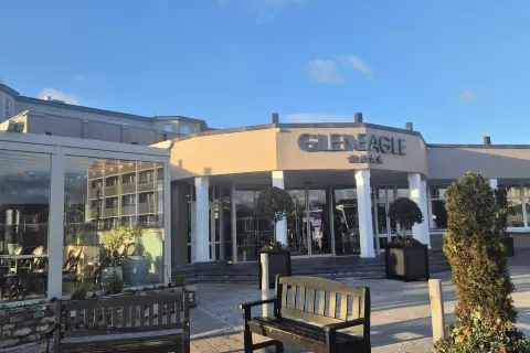 The Gleneagle Hotel & Apartments