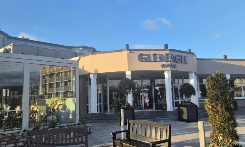 The Gleneagle Hotel & Apartments