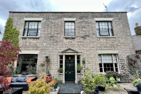 Manorhaus Ruthin - Manorhaus Collection Отели в г. Клокаеног