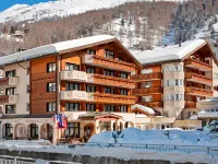 Resort la Ginabelle Hotels near Findelbahn