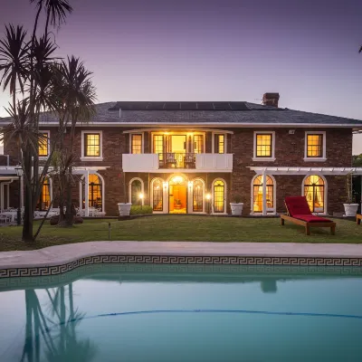 Boutique Villa Guesthouse Hotels near Somerset Value Mart