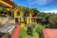 La Terraza Guest House B&B Hotels in Chaparral