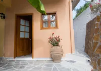 Olive Tree Apartments - parking