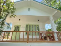 Imsook Resort Hotels near Pak Nam Pran
