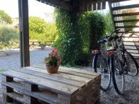 Kustnära B&B och Konferens Hotels near Soteleden Tångevik