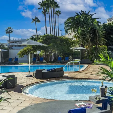 AxelBeach Maspalomas - Apartments and Lounge Club - Adults Only