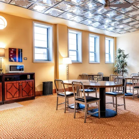 The Murray Hotel