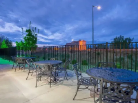 Holiday Inn Express & Suites CASA GRANDE by IHG Hotels in Casa Grande