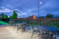 Holiday Inn Express & Suites Casa Grande
