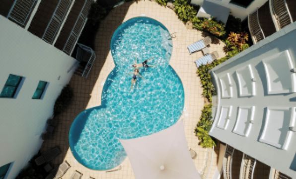 Grand Palais Boolarong Beachside Apartments