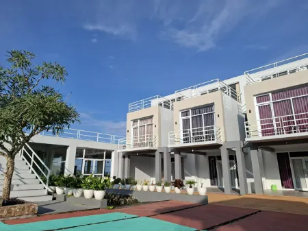 Hazuma Homestay Отели в г. Sine