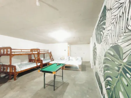 Le Blanc by Arirang Beach Resort Отели рядом с достопримечательностью «Zambales Destination»