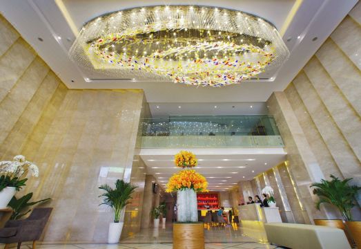 로사카 나 트랑 호텔 야외 수영장