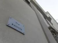 Suite Quaroni Hotels near Piazza Pretoria