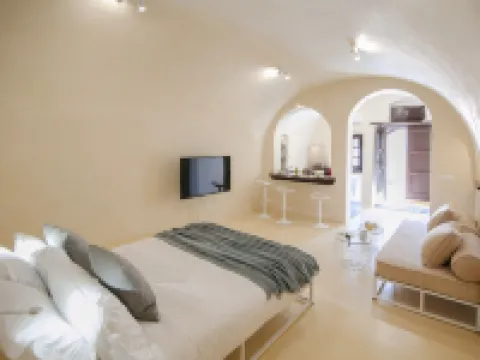 Azalea Houses Hotels in Finikia