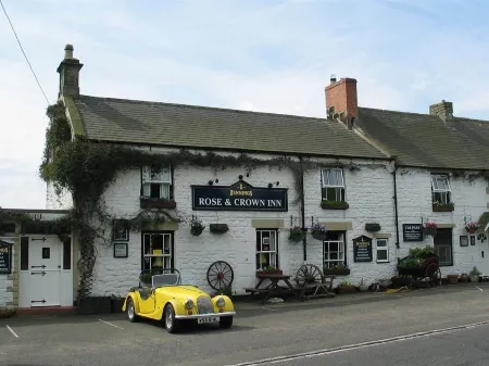 Rose & Crown Отели рядом с достопримечательностью «Hexham Abbey»