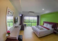 Phatra Boutique Hotel Hotels in Chiang Phin
