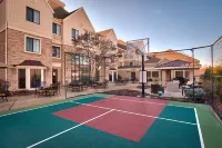 Staybridge Suites Peoria-Downtown Hotel a Peoria
