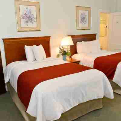 Penn Wells Hotel Rooms