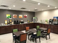 Quality Inn and Conference Center - servizio colazione