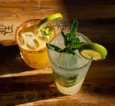 ドリームサウスビーチ, ハイアット - バー