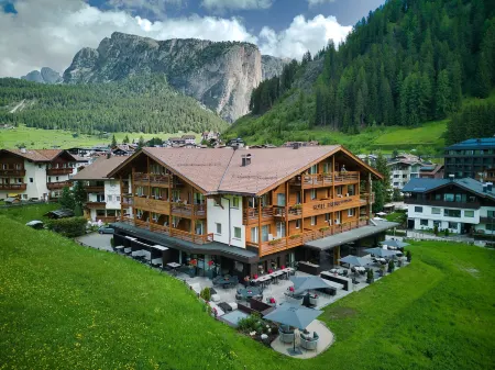 Freina Mountain Lifestyle Hotel