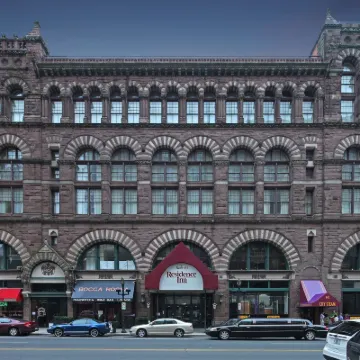 Residence Inn Hartford Downtown Hotel dekat XFINITY Theatre