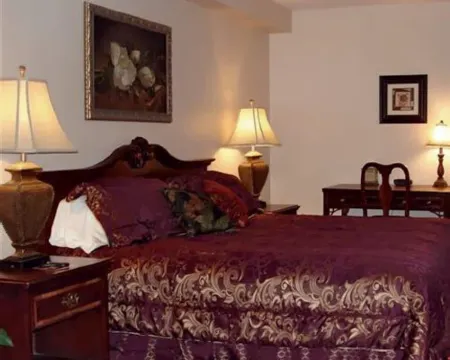 Colonie Inn and Suites Hotels in Latham