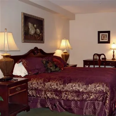 Colonie Inn and Suites Hotels in Troy