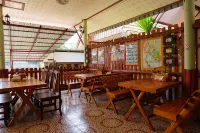 4T Guesthouse Các khách sạn ở Si Samrong