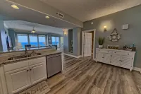Beautiful Condo with Spacious Balcony to Enjoy Fascinating Ocean View - Unit 1002 by RedAwning