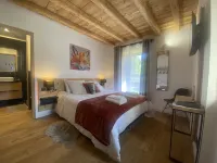 du Côté de chez Sou Hôtels à : Cluses