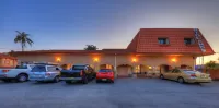 Midlands Motel - Bãi đậu xe