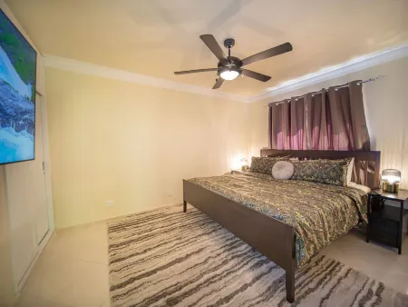 Garden Condos 21, Modern 1BR APT In Sosua Strip! GUEST FRIENDLY