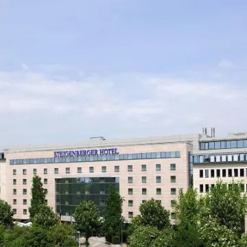 Steigenberger Hotel Dortmund Hotel berhampiran Tasik Phoenix