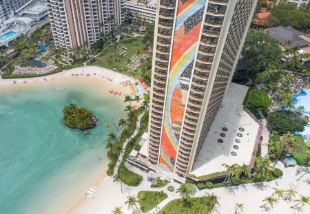 Hilton Hawaiian Village Waikiki Beach Resort