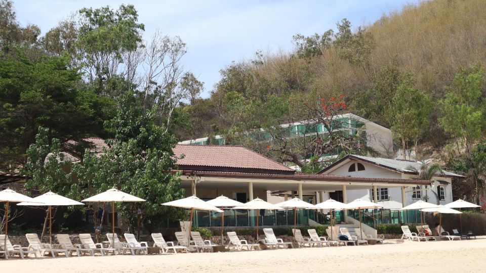 Ta Yai Beach Resort