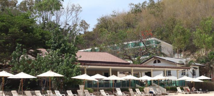 Ta Yai Beach Resort Hotels in Koh Larn