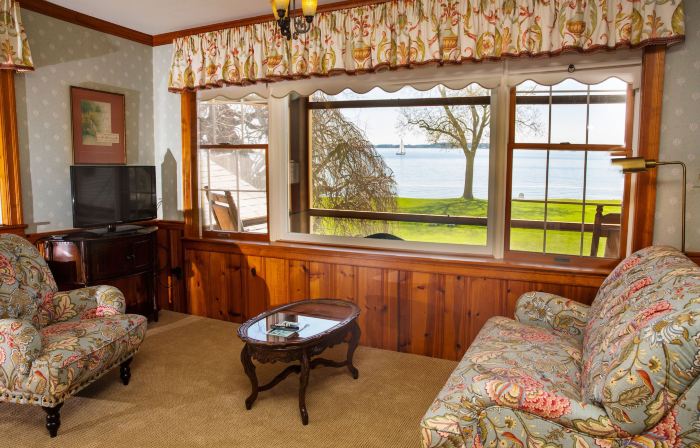 Sandaway Suites & Beach