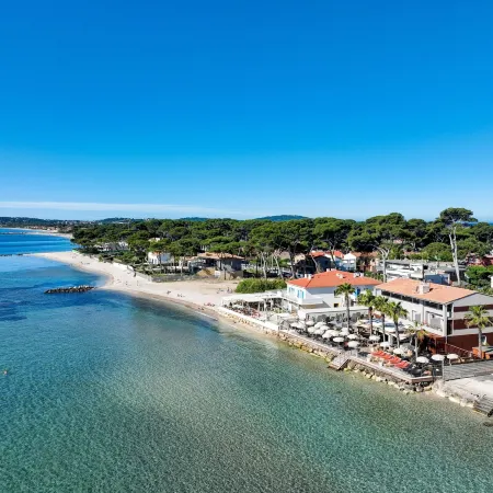 Bor Hôtel & Restaurant - Plage privée