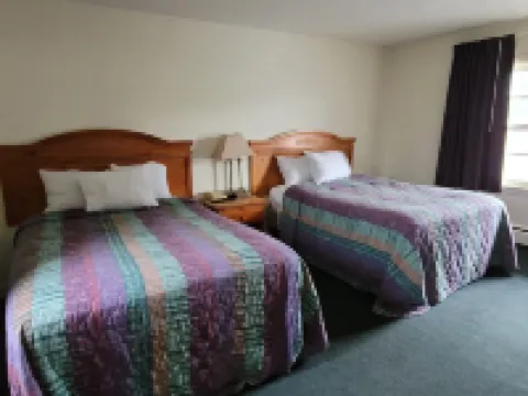 Town & Country Hotels in Bristol County