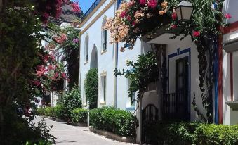 Castillete Puerto Mogan by El Sirocco