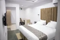 Hotel de Currency Hotels in Ota