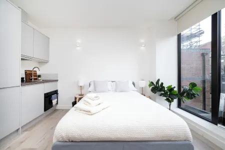 Dandi Northolt Road in Harrow Отели рядом с достопримечательностью «Хэрроу»