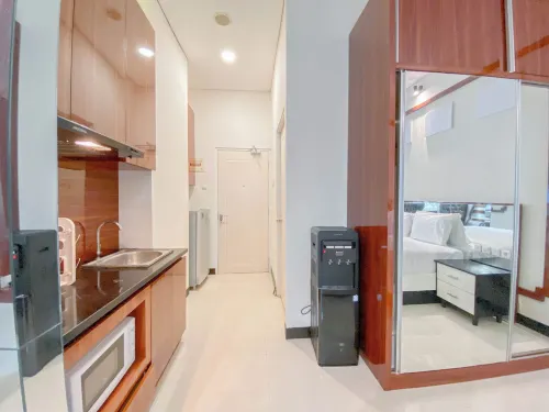 Good Choice Studio Apartment At Sentraland Semarang - Condos